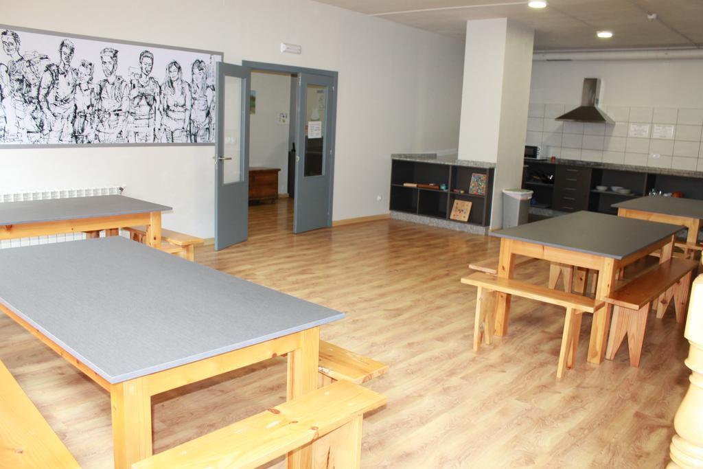 Alma Del Camino - Rooms & Albergue Sarria Extérieur photo